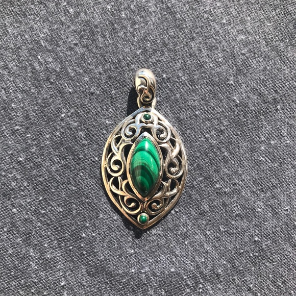 Jewelry - Malachite Gemstone 925 Sterling Silver Pendant